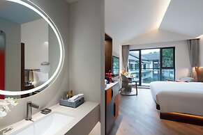 TELLUS. Qingchengshan Hot Spring Hotel