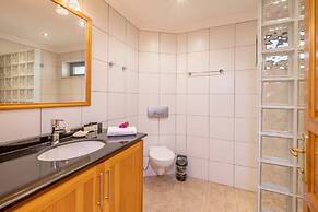 Fortuna Peninsula Apart