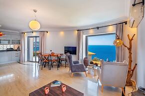 Fortuna Peninsula Apart