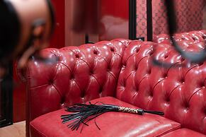 G Boutique Silom Hotel