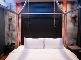 G Boutique Silom Hotel