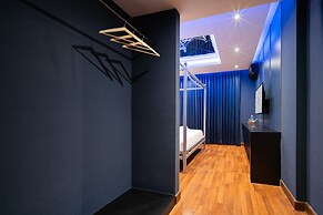 G Boutique Silom Hotel