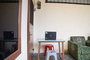 SPOT ON 91977 Kost Ketapang Syariah