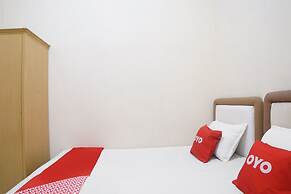 SPOT ON 91977 Kost Ketapang Syariah