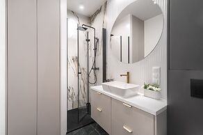 MARGI Aicon Apartment