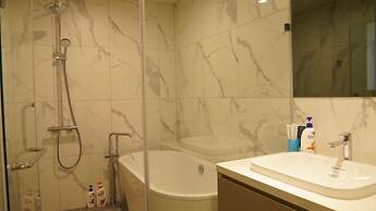 The Matrix One Managed by Anstay Residence