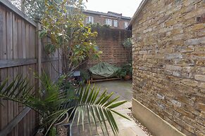 Beautiful & Cosy 2BD House - Southwark