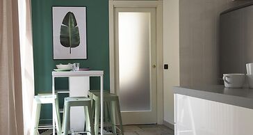 Charming Modern Apartment