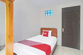 OYO 92041 Hotel Borneo