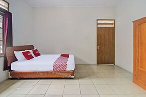 OYO 92041 Hotel Borneo