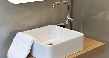 Dante Apartment With Parking