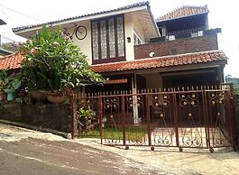 EXPRESS O 92299 Bumi Bati Deudeuh