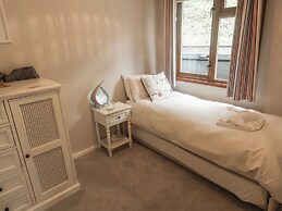 The Lodge @ Clifftop Park