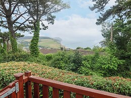 The Lodge @ Clifftop Park