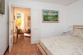 Cottage on the Lake in Lezzeno