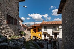 Cottage on the Lake in Lezzeno