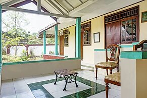 OYO 90928 Wisma Asri Putra Syariah