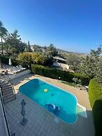 Amazing 4-bed Villa in Limassol