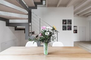 Rossini Apartment in Como