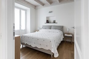 Rossini Apartment in Como