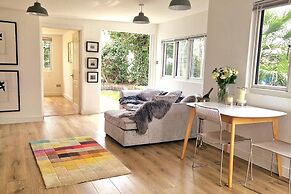 1 Bed Cottage-museum View-garden-free Parking