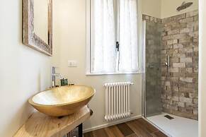 Happy Travelers Apartment