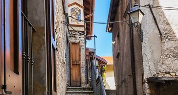 Molina 3 in Riva With 3 Bedrooms and 2 Bathrooms