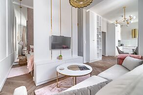 MARGI Aura Apartment