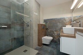 Porta Mare Sea View by Renters Prestige