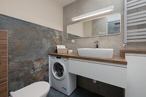 Porta Mare Sea View by Renters Prestige