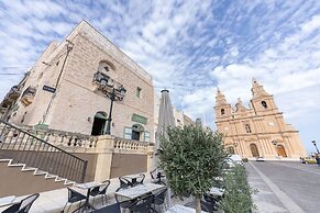 DOMS Boutique Living