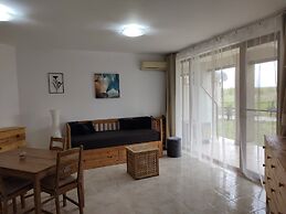 July Morning Seaside Resort