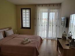 July Morning Seaside Resort