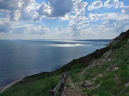 July Morning Seaside Resort