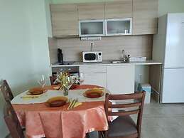 July Morning Seaside Resort