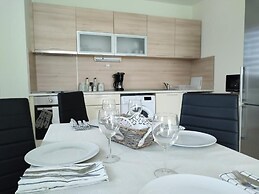 July Morning Seaside Resort