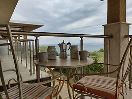 July Morning Seaside Resort