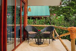 Shose Farmhouse Chalets & Campsite