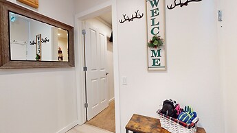 Mammoth Estates #225 2 Bedroom Condo by RedAwning