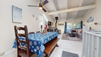 Mammoth Estates #225 2 Bedroom Condo by RedAwning