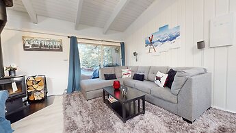 Mammoth Estates #225 2 Bedroom Condo by RedAwning