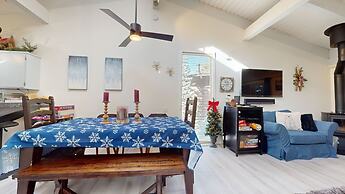 Mammoth Estates #225 2 Bedroom Condo by RedAwning