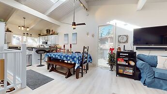 Mammoth Estates #225 2 Bedroom Condo by RedAwning