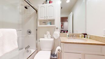 Mammoth Estates #225 2 Bedroom Condo by RedAwning