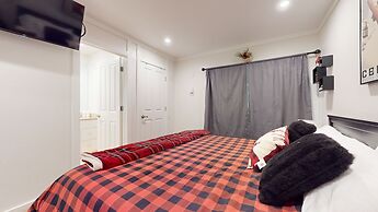 Mammoth Estates #225 2 Bedroom Condo by RedAwning