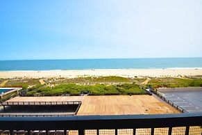 Irene 703 2 Bedroom Condo by Redawning