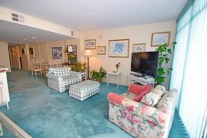 Irene 703 2 Bedroom Condo by Redawning