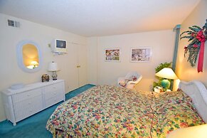 Irene 703 2 Bedroom Condo by Redawning