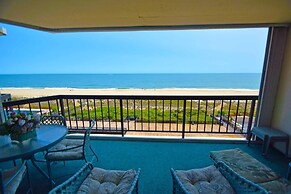 Irene 703 2 Bedroom Condo by Redawning