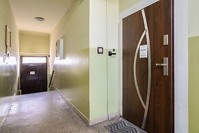 Studio Kasprowicz Park Poznan by Renters